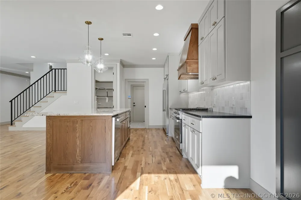 3921 S Madison Avenue Tulsa, OK 74105