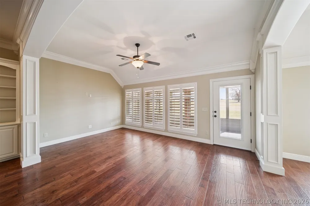 5020 Lake Breeze Road Grove, OK 74344