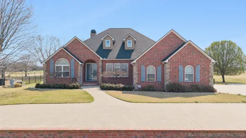 5020 Lake Breeze Road