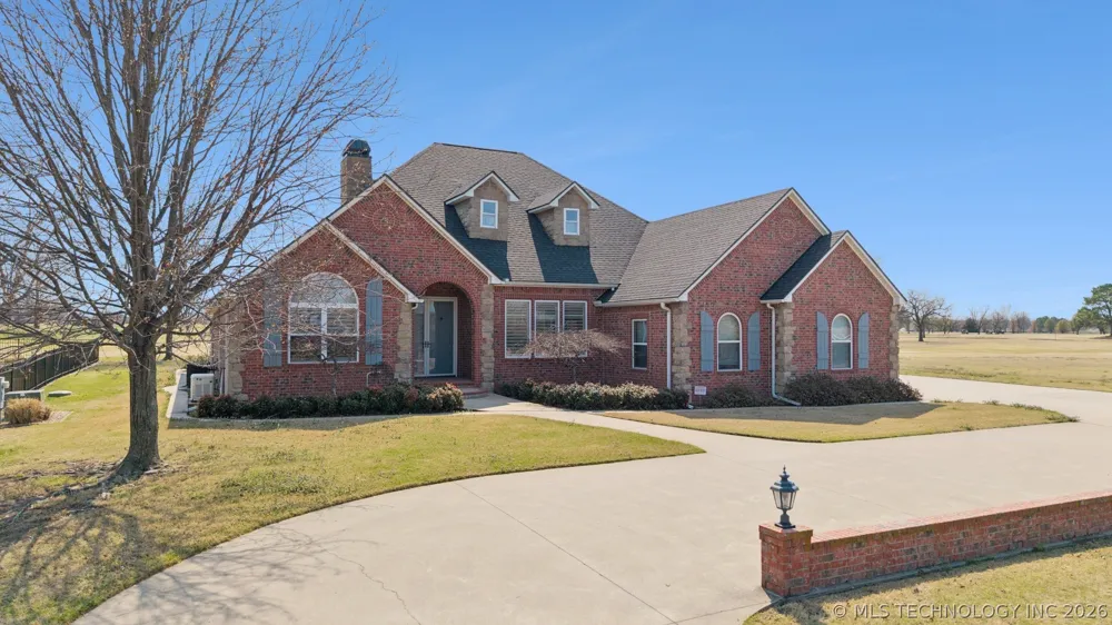 5020 Lake Breeze Road Grove, OK 74344