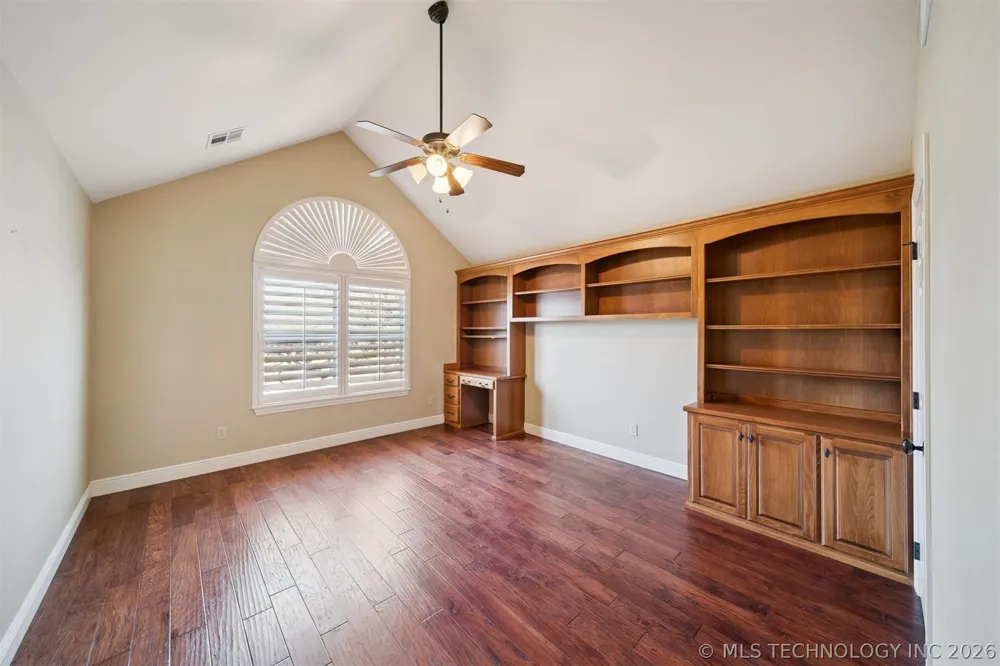 5020 Lake Breeze Road Grove, OK 74344