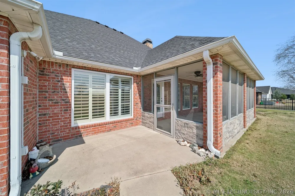 5020 Lake Breeze Road Grove, OK 74344