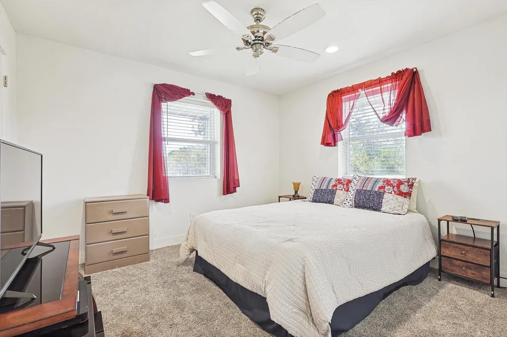 1161 Lynn Creek Road Jacksboro, TX 76458