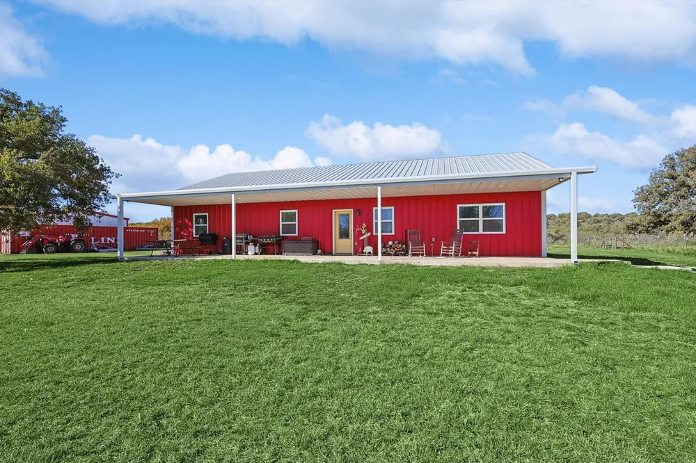 1161 Lynn Creek Road Jacksboro, TX 76458