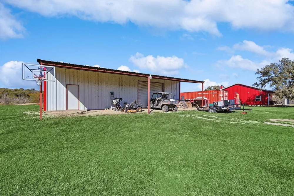1161 Lynn Creek Road Jacksboro, TX 76458