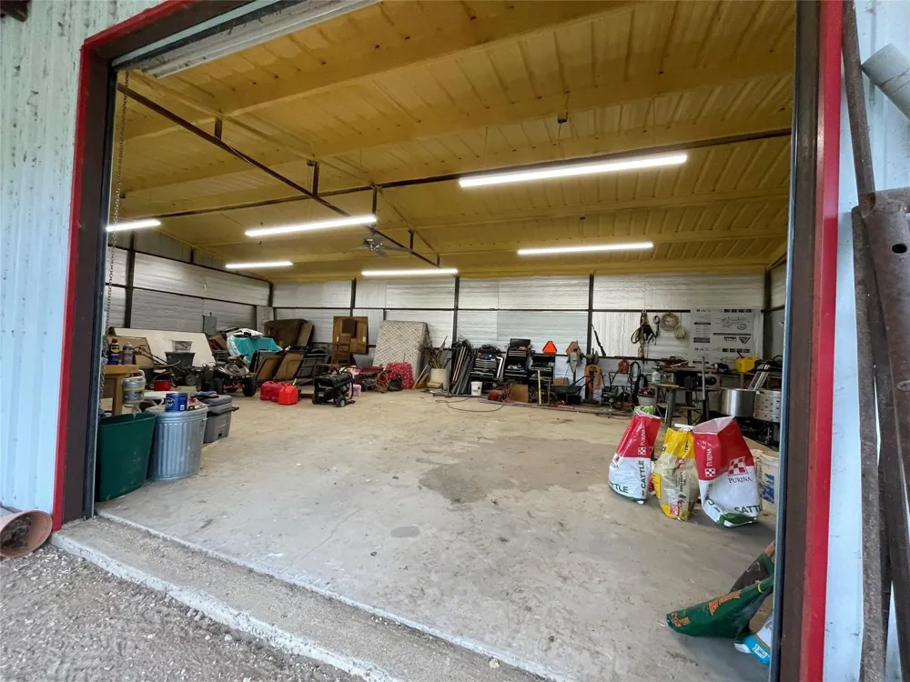 1161 Lynn Creek Road Jacksboro, TX 76458