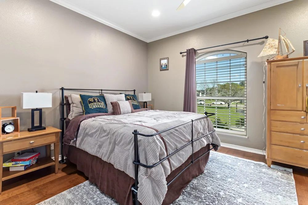 2700 Spurlock Road Nederland, TX 77627