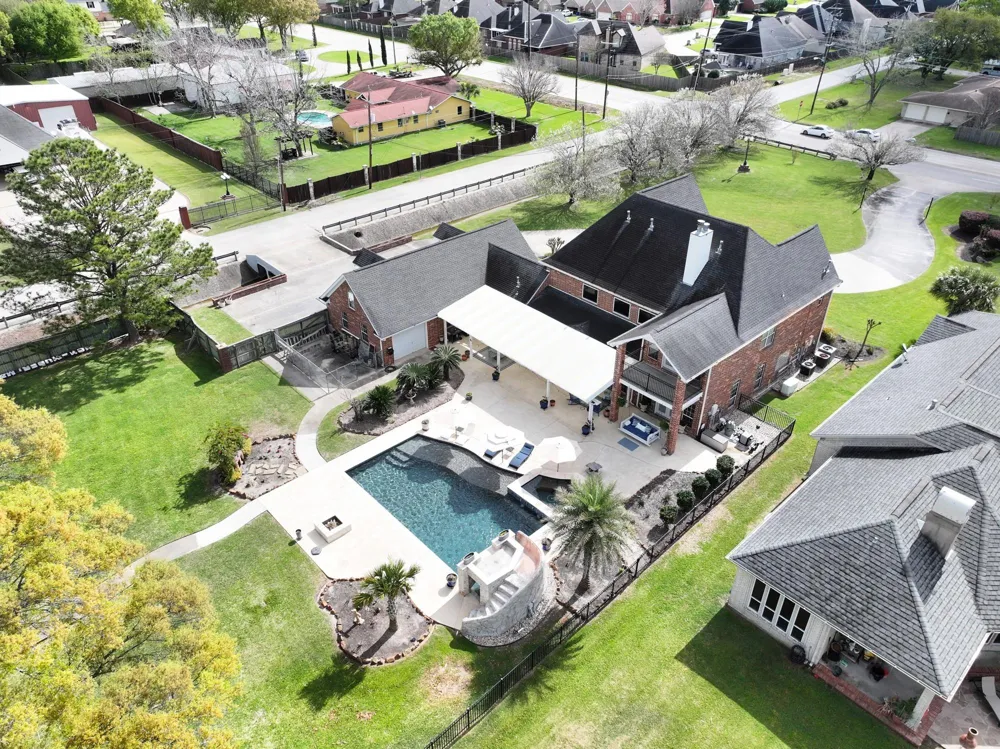 2700 Spurlock Road Nederland, TX 77627