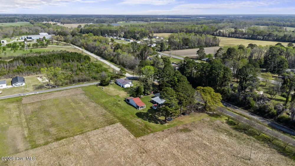 325 Bartlett Road Warsaw, NC 28398