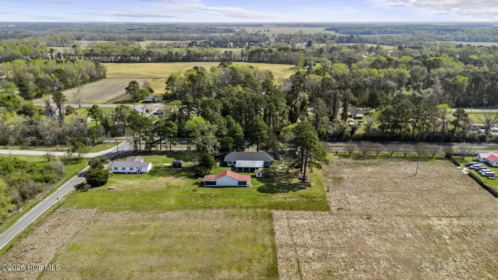 325 Bartlett Road Warsaw, NC 28398