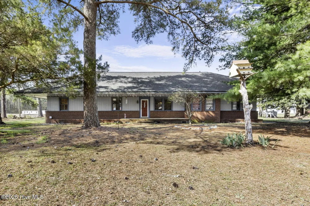 325 Bartlett Road Warsaw, NC 28398