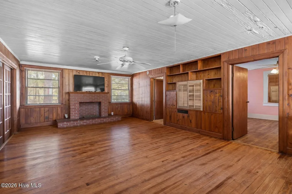 325 Bartlett Road Warsaw, NC 28398
