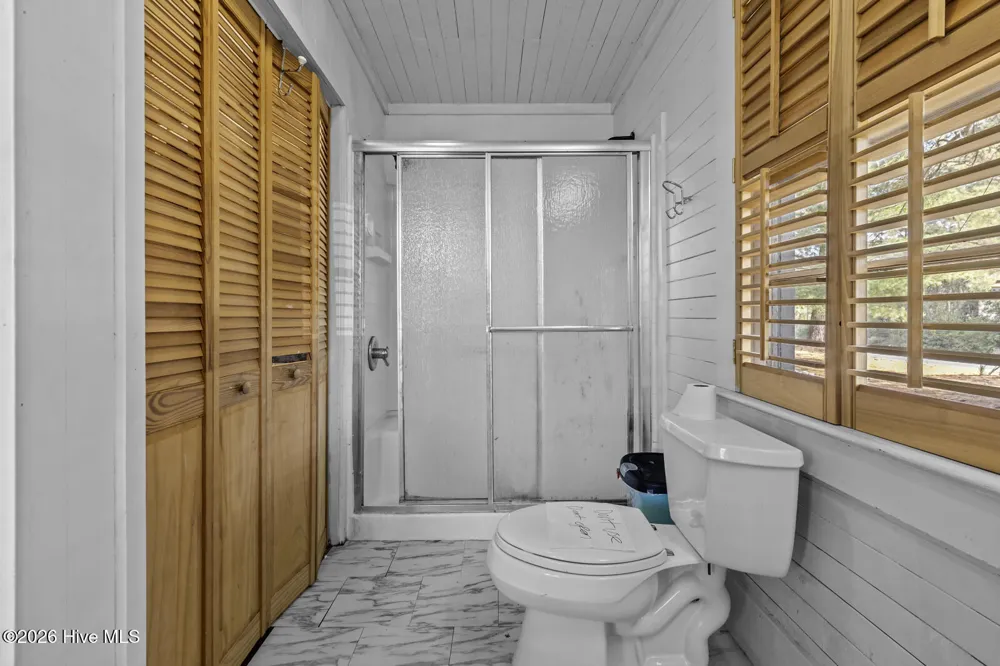 325 Bartlett Road Warsaw, NC 28398