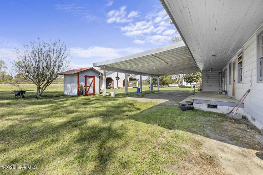 325 Bartlett Road Warsaw, NC 28398