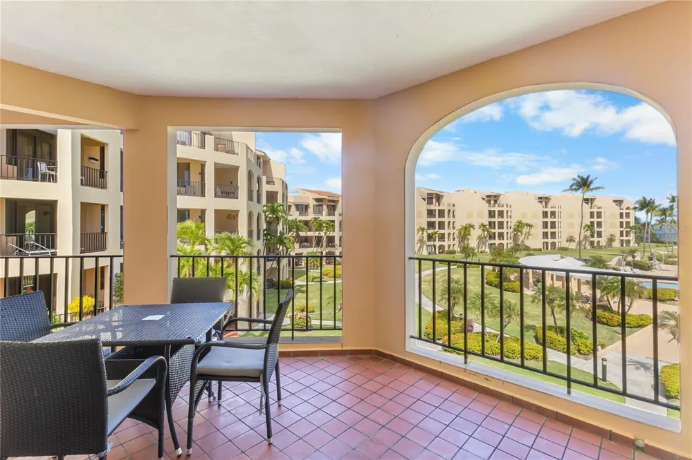 190 CANDELERO DRIVE #175 Humacao, PR 00791