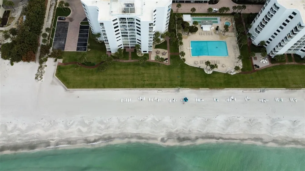 1050 LONGBOAT CLUB ROAD #506 Longboat Key, FL 34228