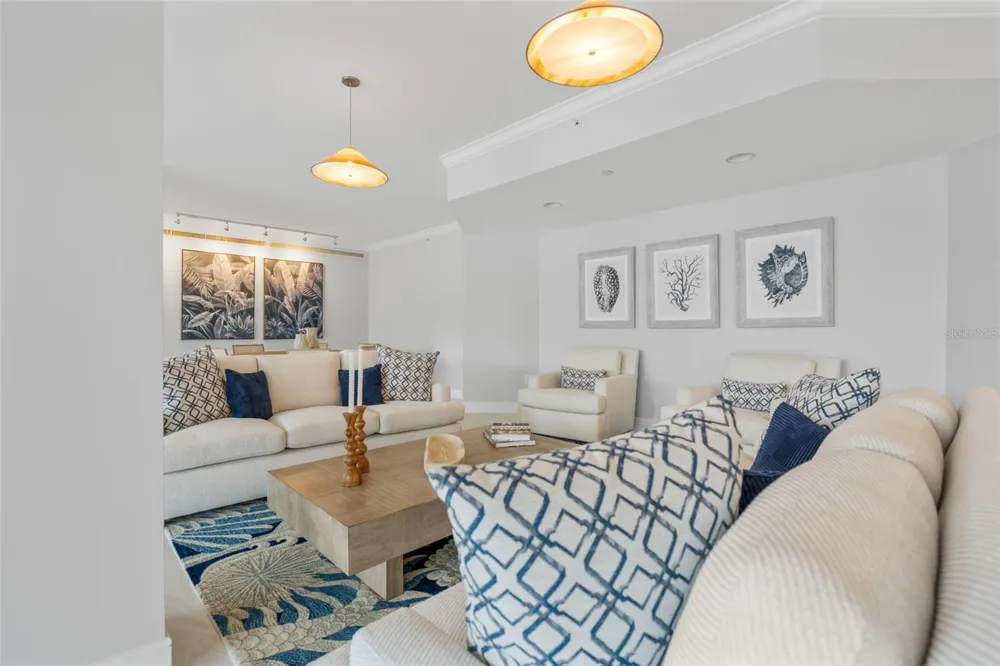 1050 LONGBOAT CLUB ROAD #506 Longboat Key, FL 34228