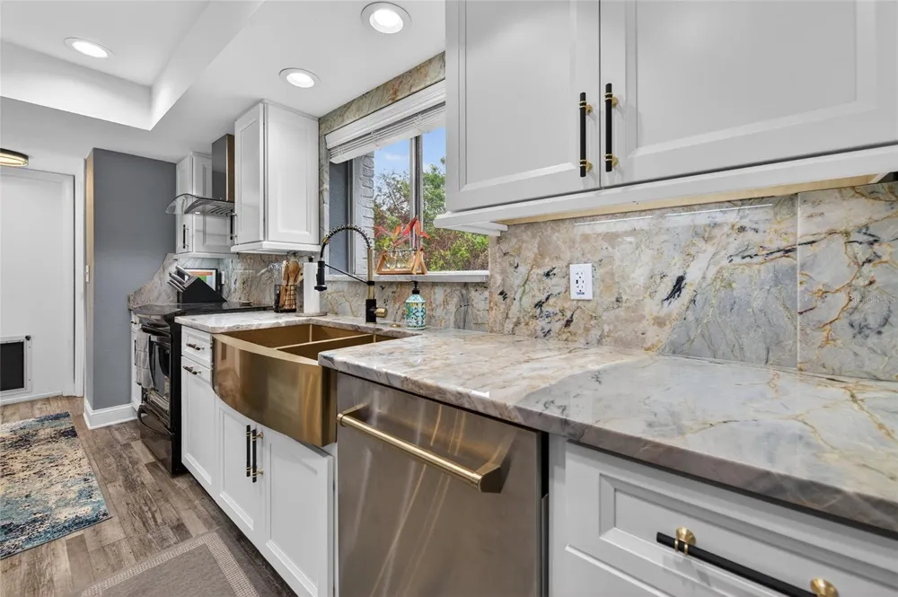 92 ALBERTA AVENUE Ponce Inlet, FL 32127