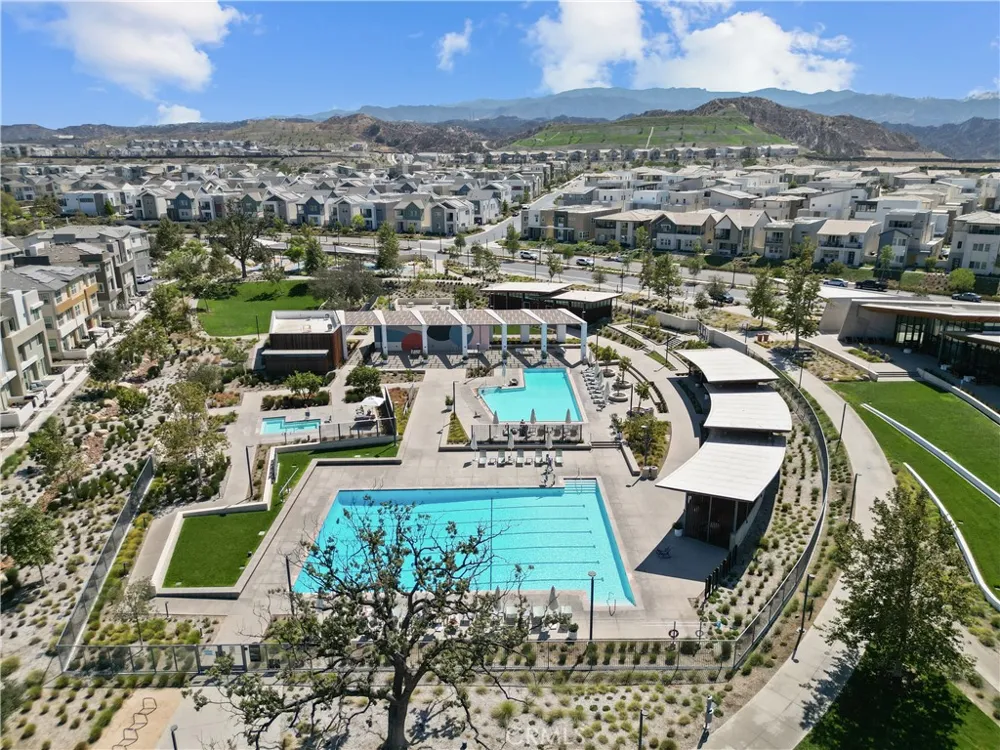 27616 Symphony Place Valencia, CA 91381
