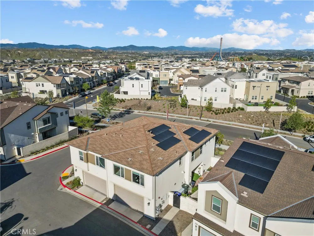27616 Symphony Place Valencia, CA 91381