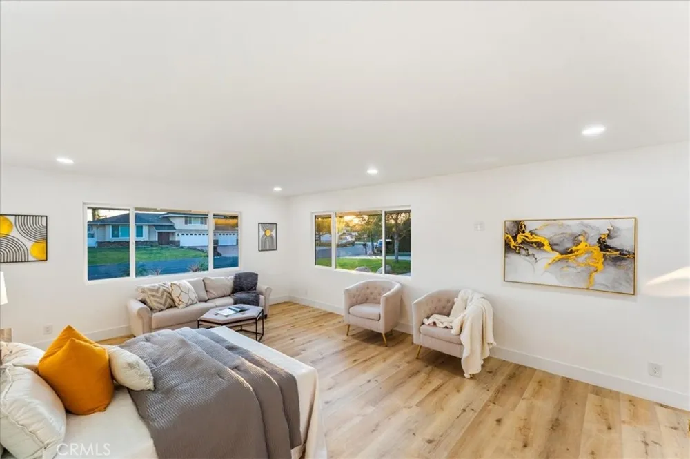 1271 Brittany Cross North Tustin, CA 92705