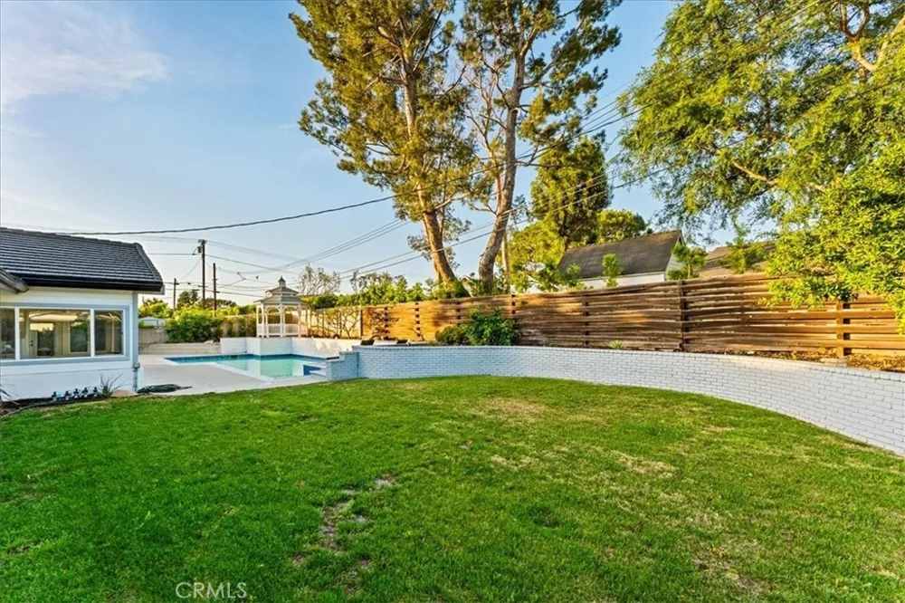 1271 Brittany Cross North Tustin, CA 92705