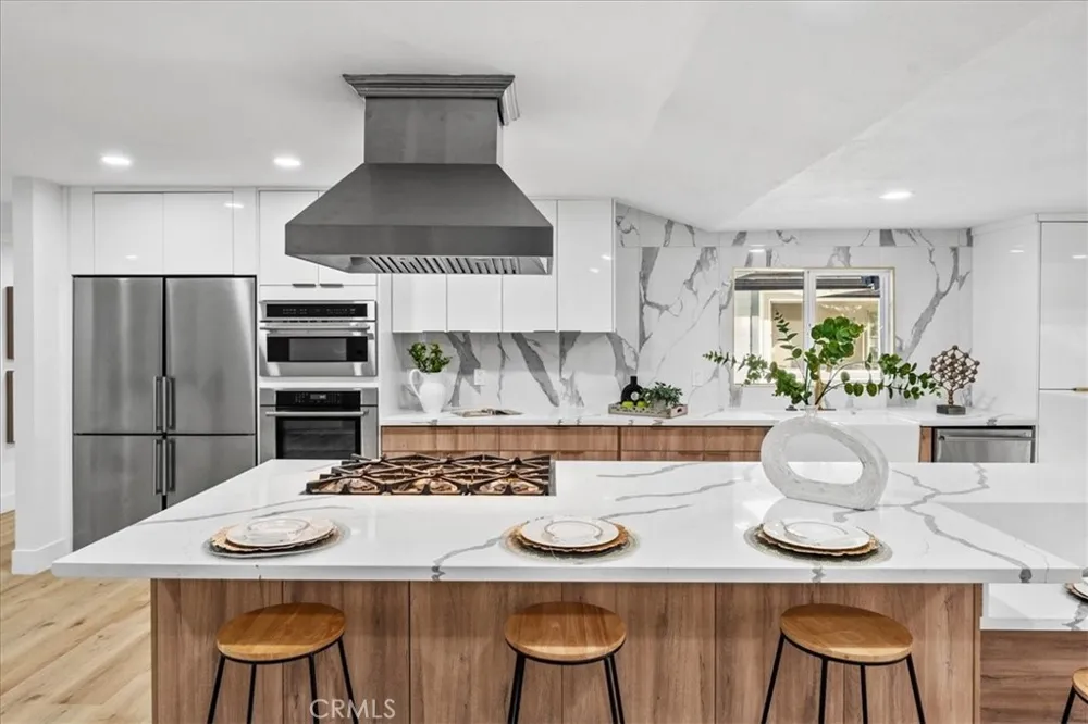 1271 Brittany Cross North Tustin, CA 92705