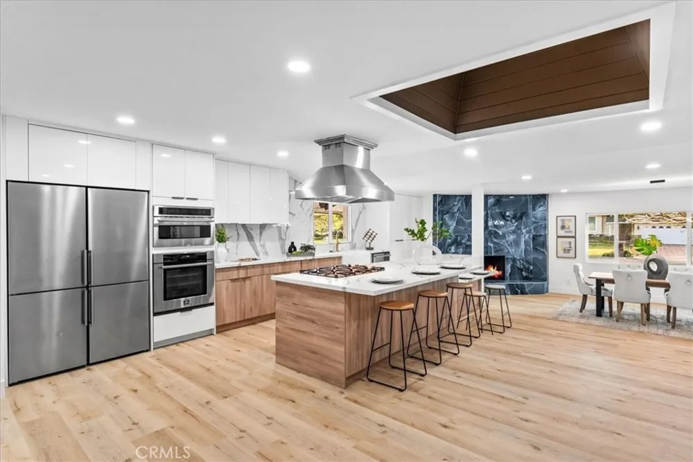 1271 Brittany Cross North Tustin, CA 92705