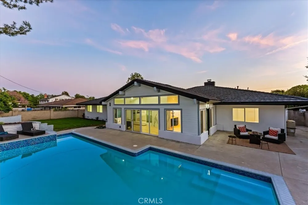 1271 Brittany Cross North Tustin, CA 92705