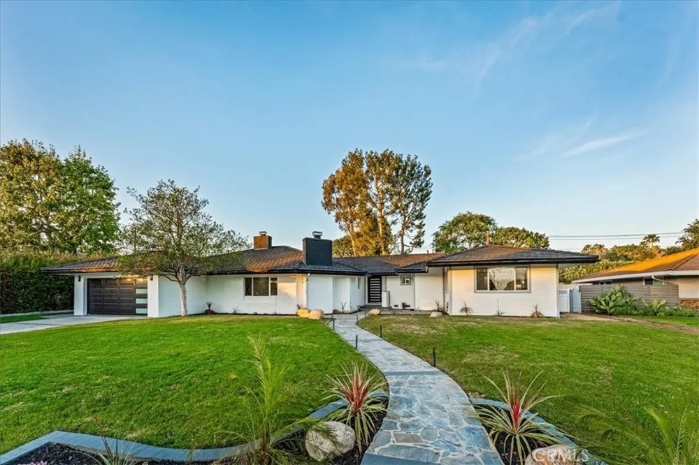 1271 Brittany Cross North Tustin, CA 92705