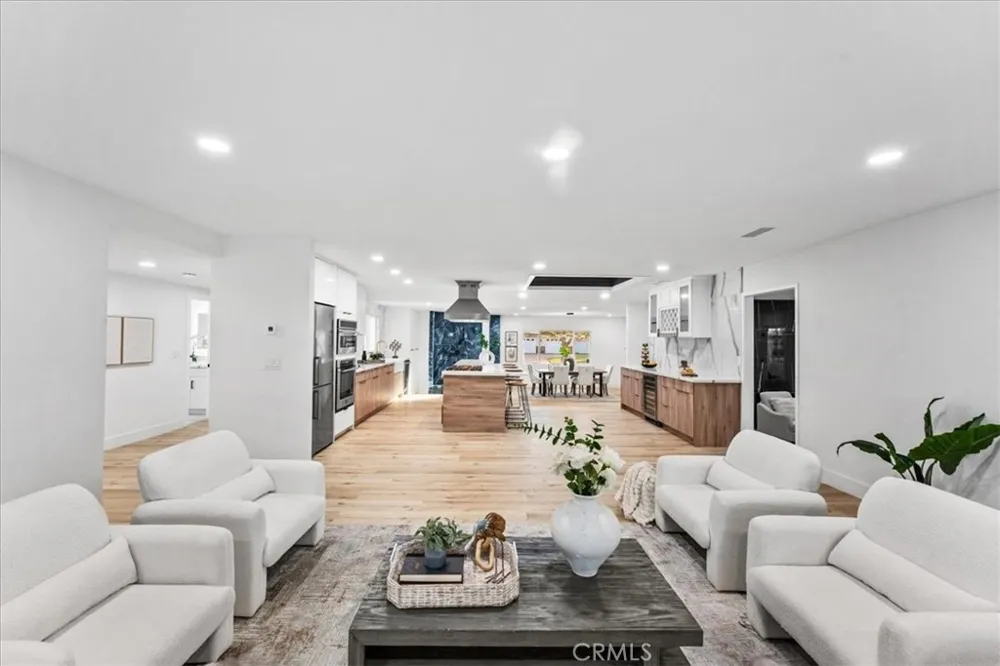 1271 Brittany Cross North Tustin, CA 92705