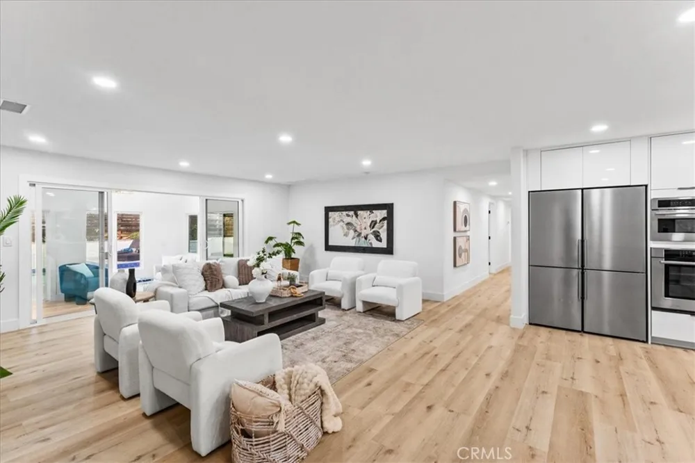 1271 Brittany Cross North Tustin, CA 92705