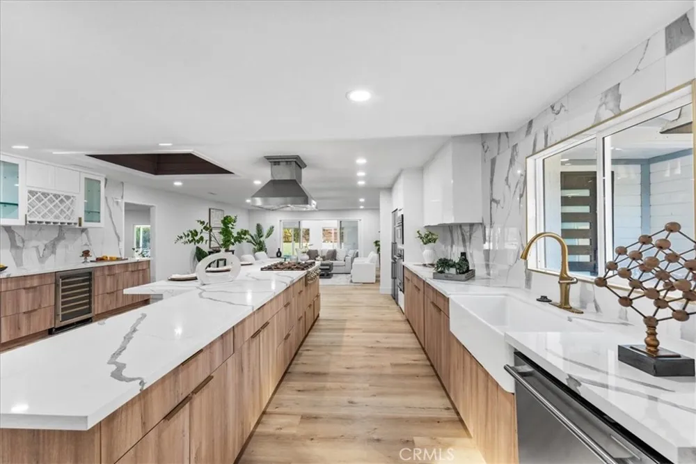 1271 Brittany Cross North Tustin, CA 92705