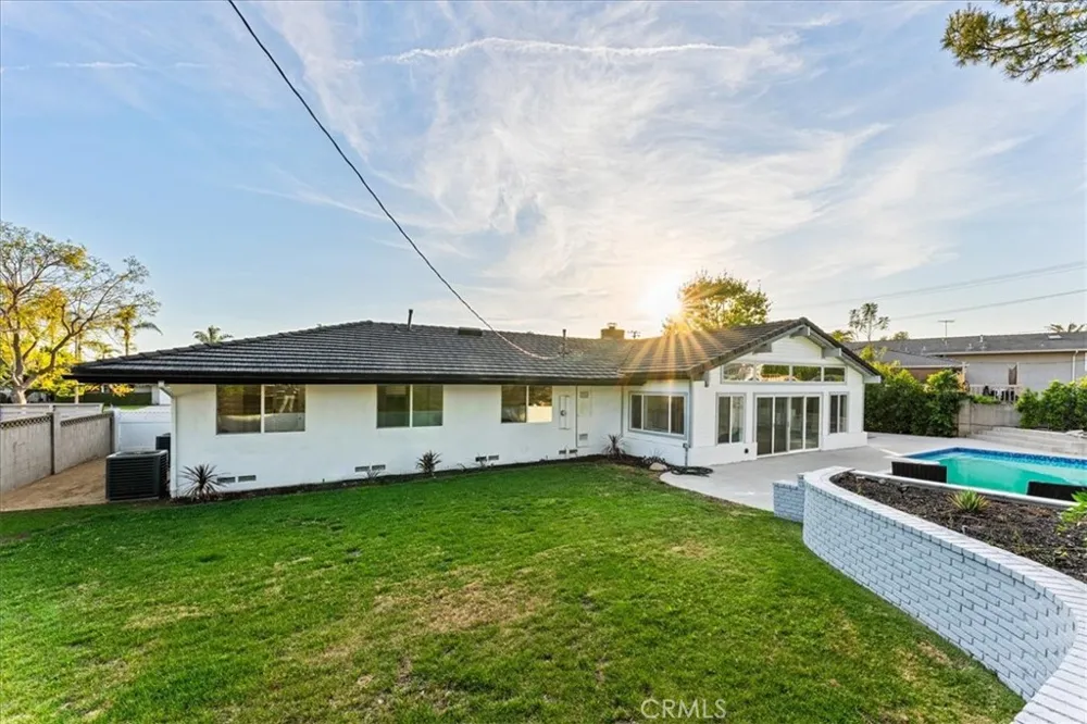 1271 Brittany Cross North Tustin, CA 92705