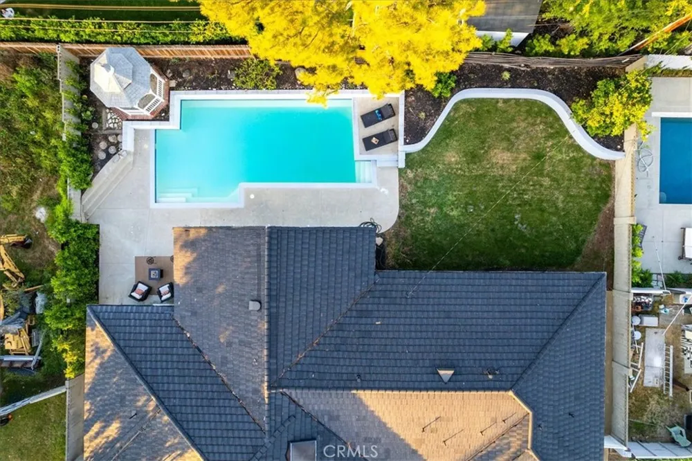 1271 Brittany Cross North Tustin, CA 92705