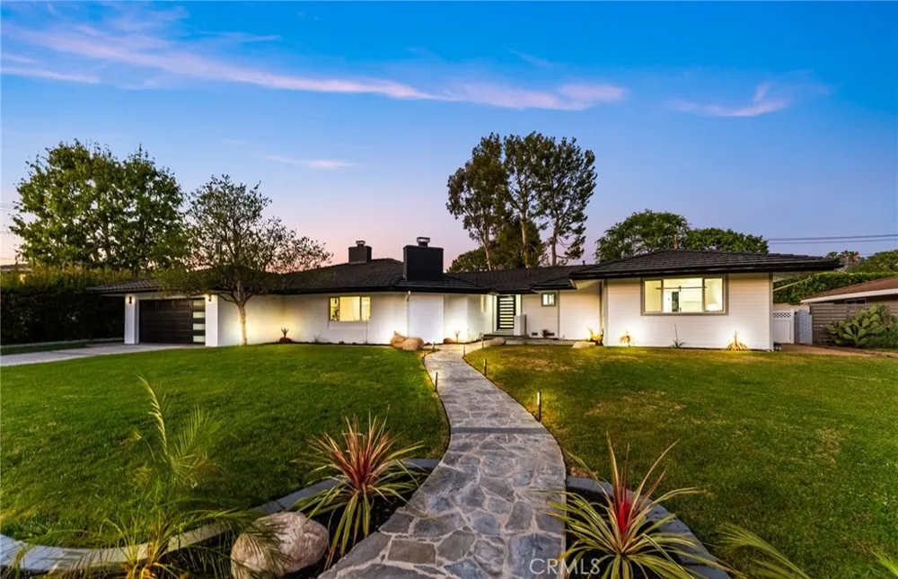 1271 Brittany Cross North Tustin, CA 92705