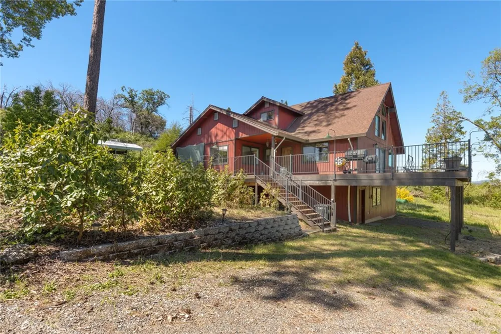 3 Town Hill Way Berry Creek, CA 95916