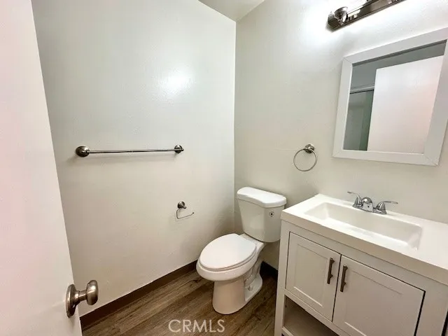 805 Glenway #205 Inglewood, CA 90302