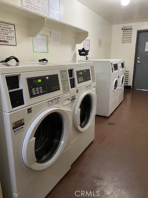 805 Glenway #205 Inglewood, CA 90302