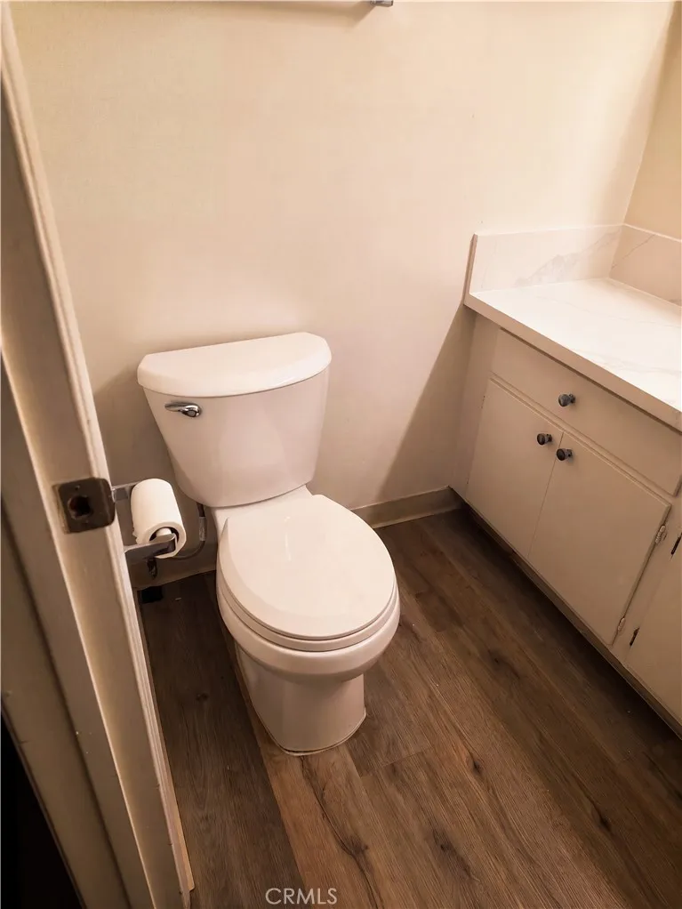 805 Glenway #205 Inglewood, CA 90302