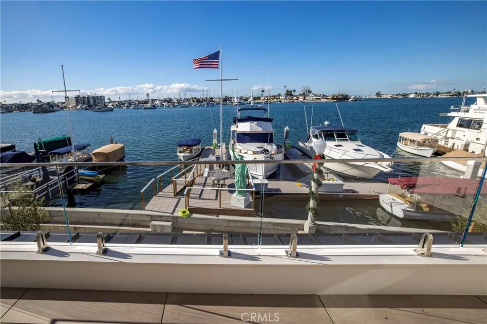130 S Bay Front Newport Beach, CA 92662