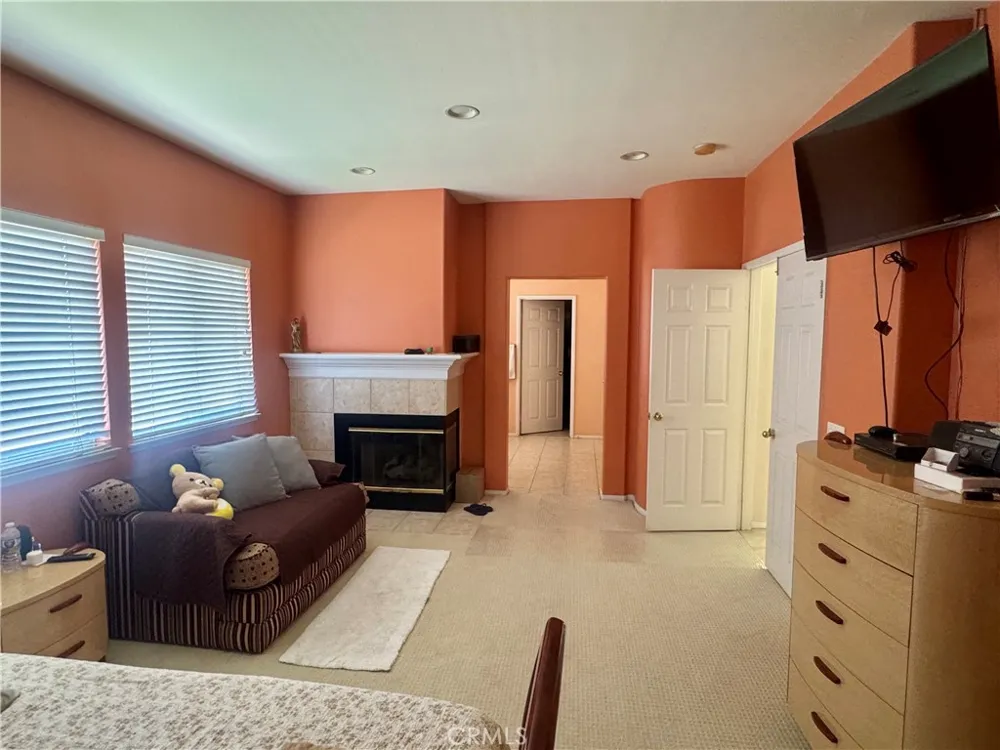 313 Napa Court Fullerton, CA 92833