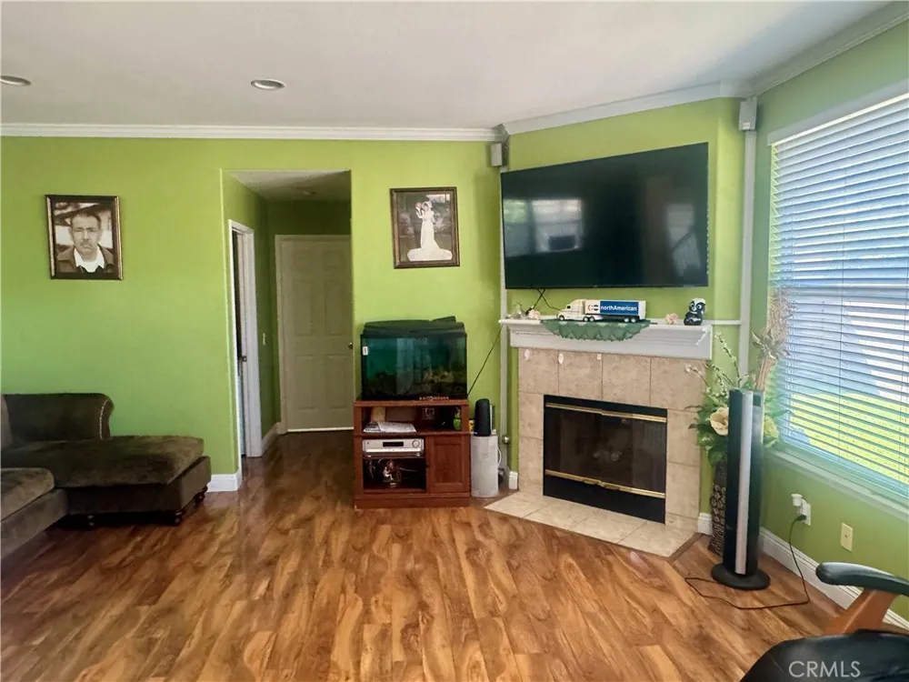 313 Napa Court Fullerton, CA 92833