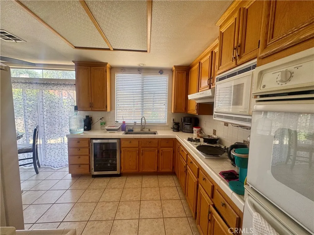 313 Napa Court Fullerton, CA 92833