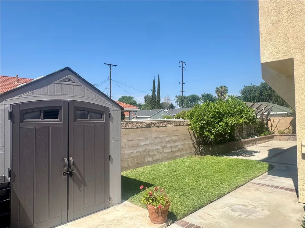 313 Napa Court Fullerton, CA 92833