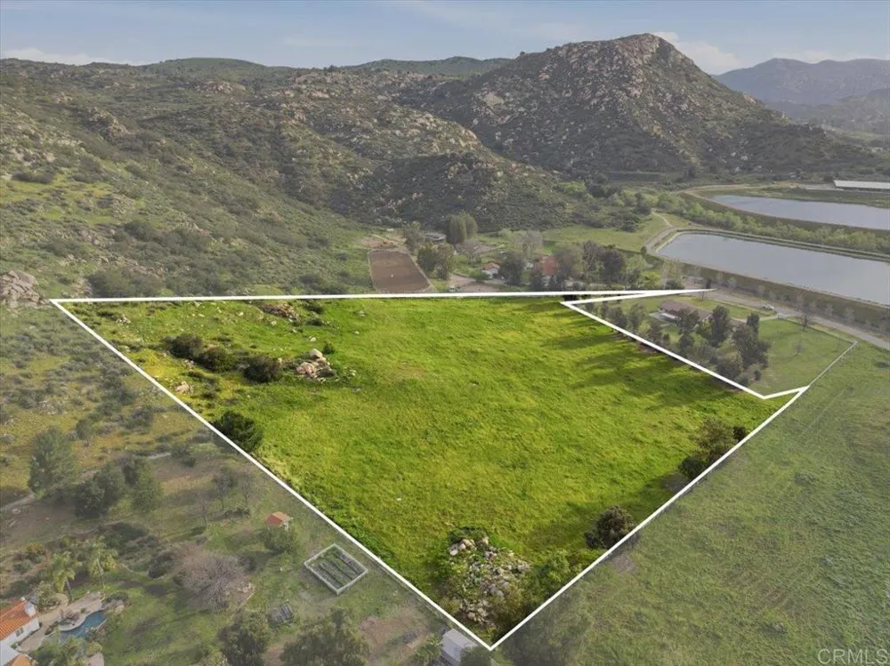Vicente Meadows Drive Ramona, CA 92065