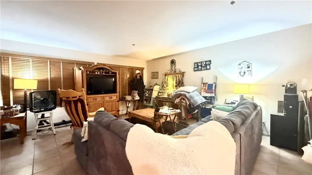 43170 Wall #E Hemet, CA 92544
