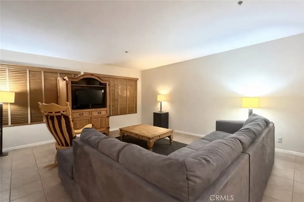 43170 Wall #E Hemet, CA 92544