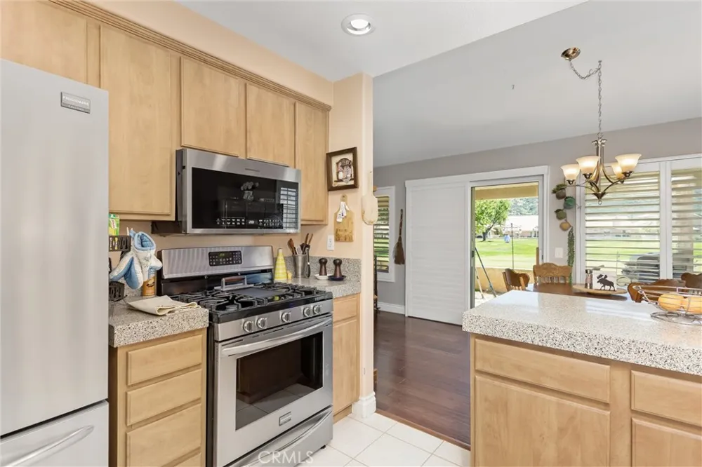 5446 Trevino Banning, CA 92220