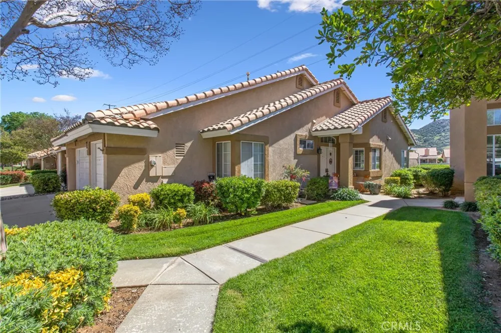 5446 Trevino Banning, CA 92220